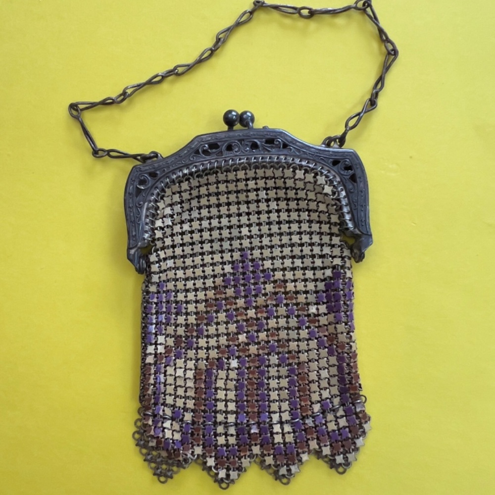 WHITING AND DAVIS RARE MINIATURE FLAPPER BAG DOLL 1920'S VINTAGE MESH ENAMEL